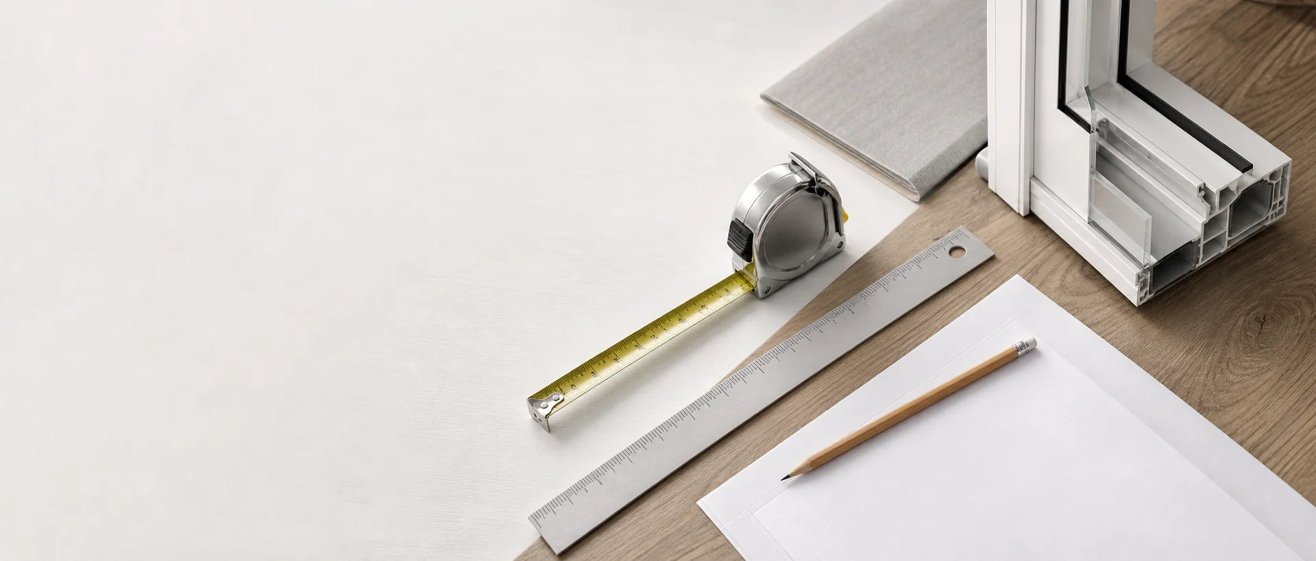 Accurate window measurement guide for made-to-measure blackout blinds